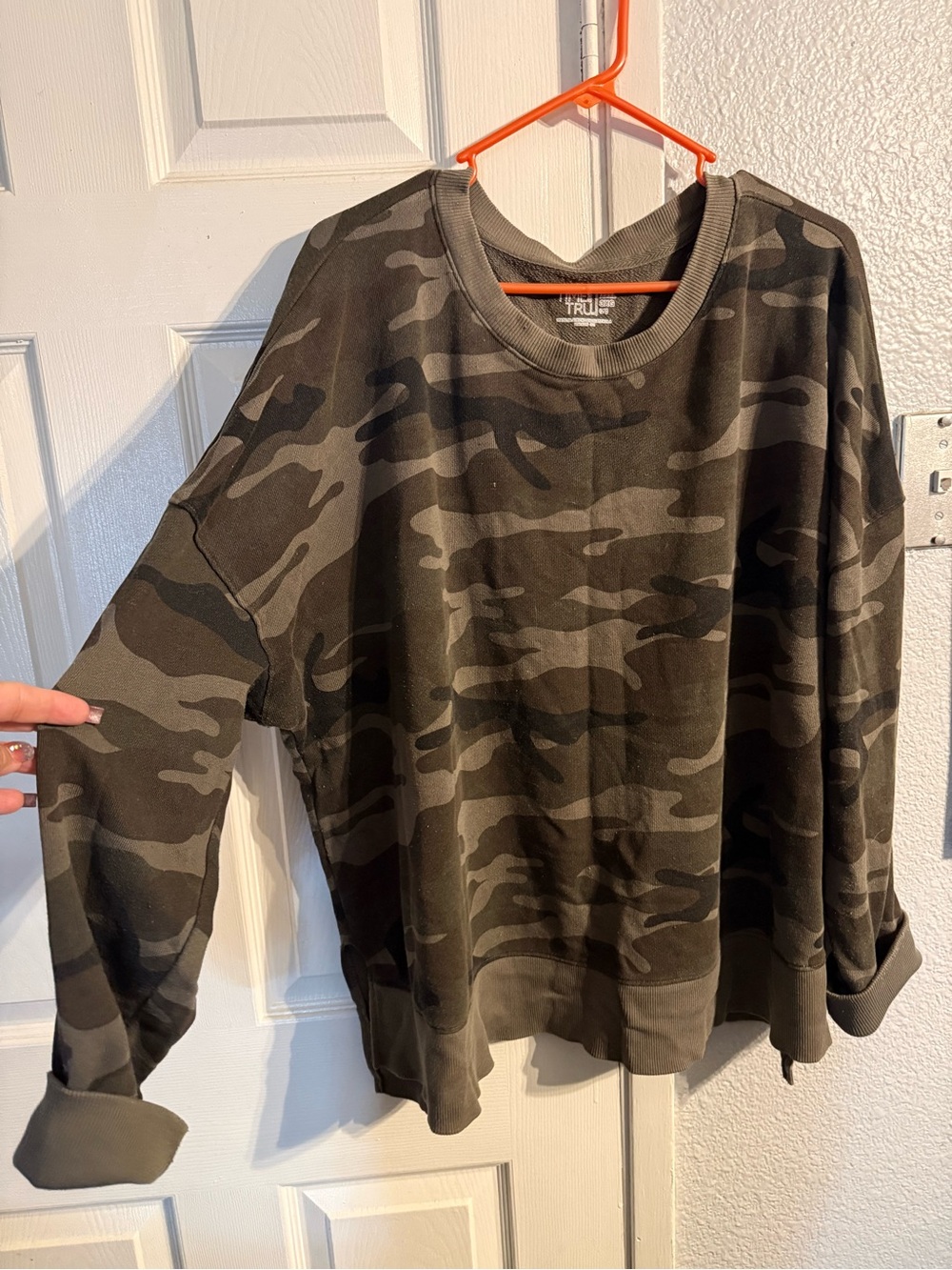 Time and Tru Women's Camouflage Crewneck Sweatshirt - Olive Green - Picture 2 of 5